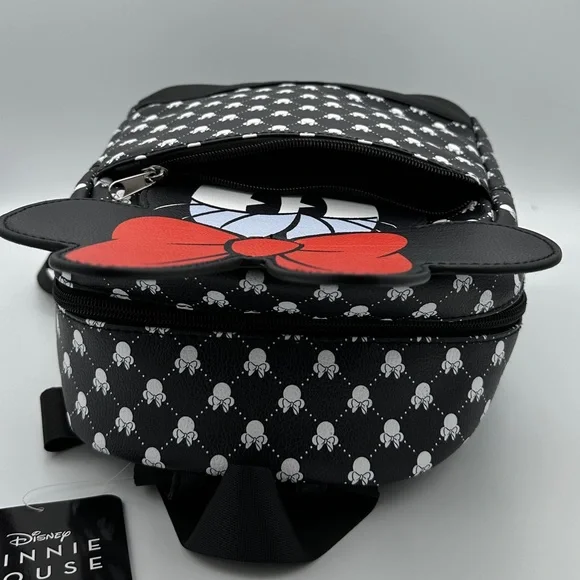 Disney Loungefly Minnie Mouse Mini Backpack - Picture 4 of 10
